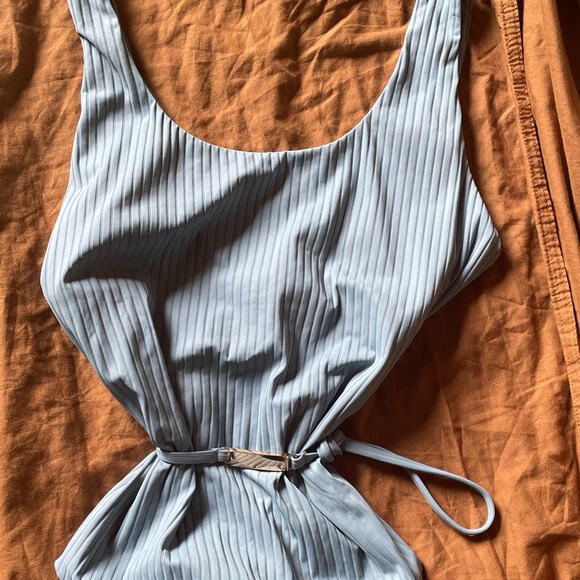 Andie Beautiful The Molokai Long Torso One Piece. - Picture 7 of 8